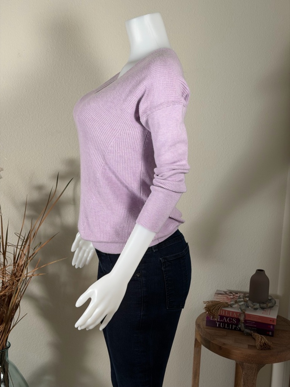 WH BM Lavender Scoop Neck Lightweight Sweater - Picture 2 of 8
